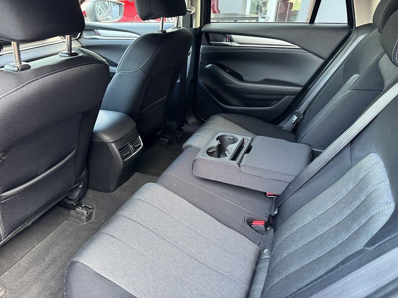 Mazda 6 (2019) 2.0i G-165 LED ACC Navi Blis - fotka 22 z 49