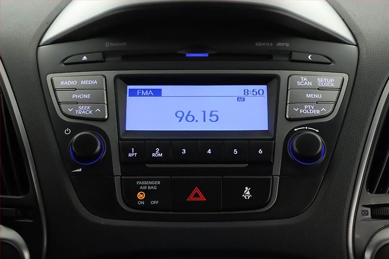 Hyundai ix35 (2014) 1.6 GDI, Tempomat - fotka 12 z 17