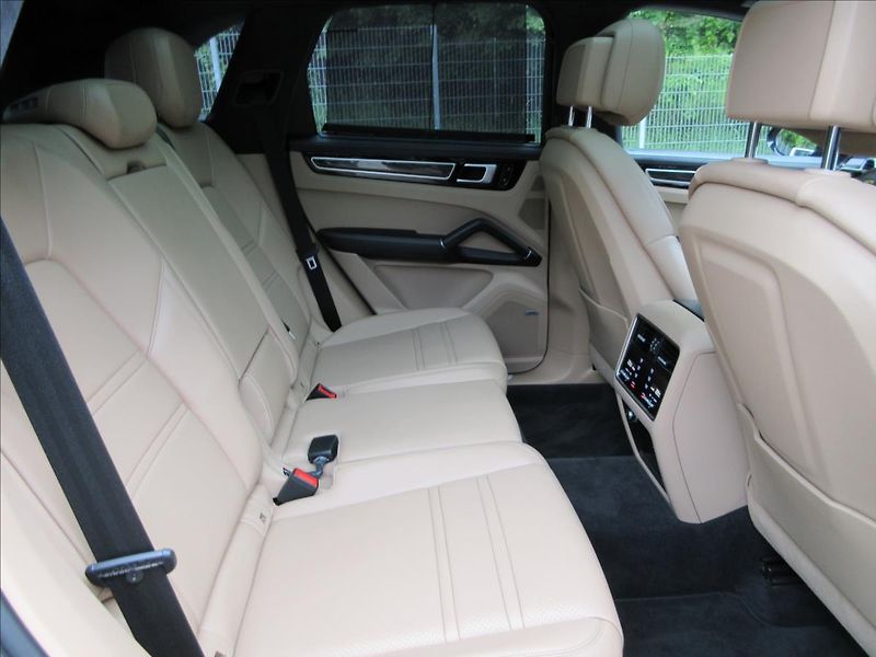 Porsche Cayenne S, 441HP, HeadUp, Pano, Bose, - fotka 15 z 40