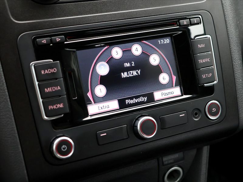 Volkswagen Caddy 2,0 TDI 81kW 4Motion 1.Majitel - fotka 19 z 27