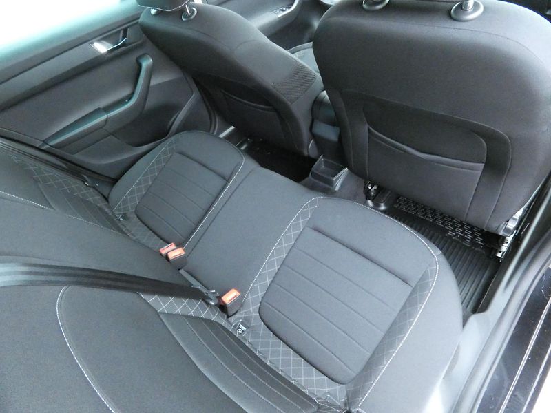 Škoda Fabia (2017) Combi Style 1.2 TSI 81KW - fotka 25 z 29