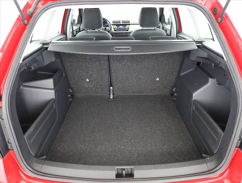 Škoda Fabia (2021) Ambition Plus 1.0 TSI - fotka 17 z 18