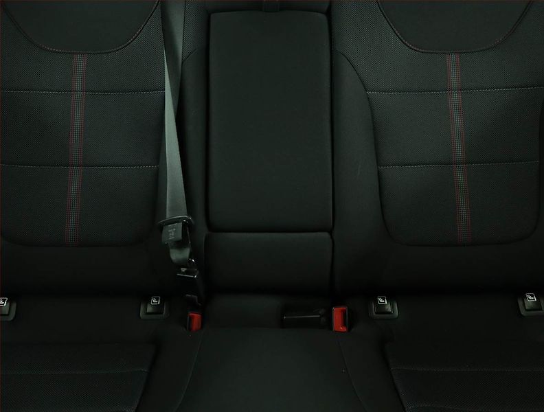 Hyundai i30 (2023) N-Line 1.5 T-GDI MHEV - fotka 10 z 17