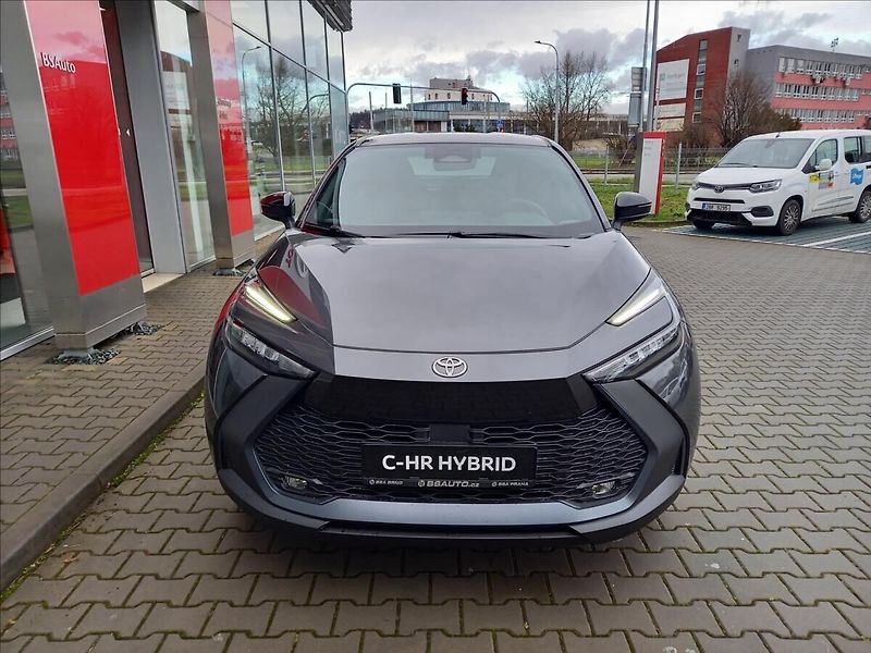 Toyota C-HR 1,8 Comfort - fotka 2 z 14