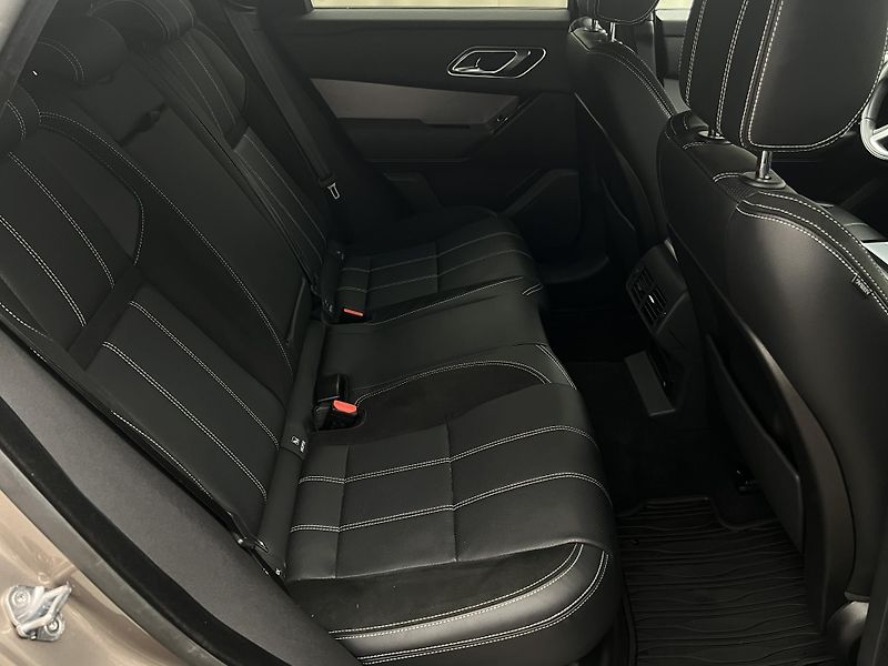Land Rover Range Rover Velar D300 S AWD AUT CZ - fotka 21 z 47
