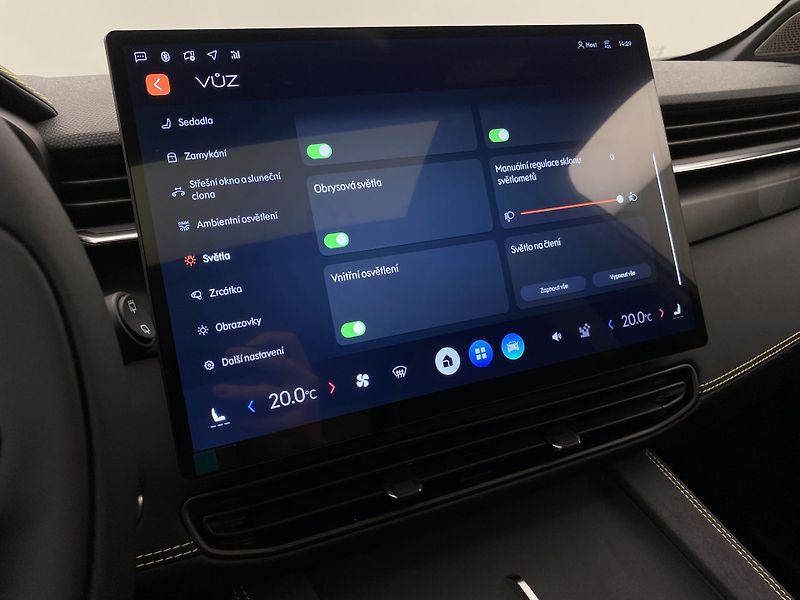 Lynk & Co 01 (2025) MORE PHEV AUT CZ 1.maj - fotka 69 z 89