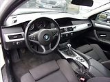 BMW Řada 5 3,0 525d xDrive Touring - náhled 15