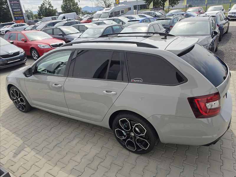 Škoda Octavia III 2,0 TSi 180KW RS Panorama - fotka 9 z 44