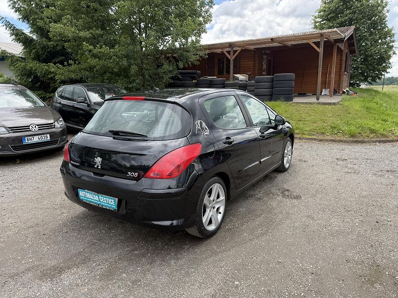 Peugeot 308 1.6 HDI - fotka 6 z 23