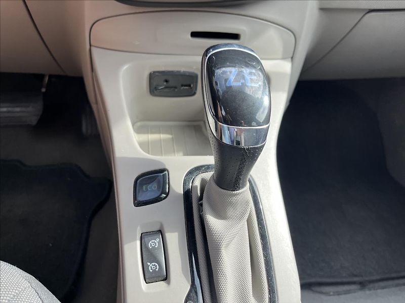 Renault ZOE . INTENS R240 KAMERA NAVI - fotka 24 z 43