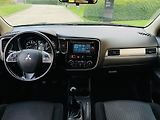 Mitsubishi Outlander 2.0i 1.MAJITEL KAMERA TAŽNÉ - náhled 21