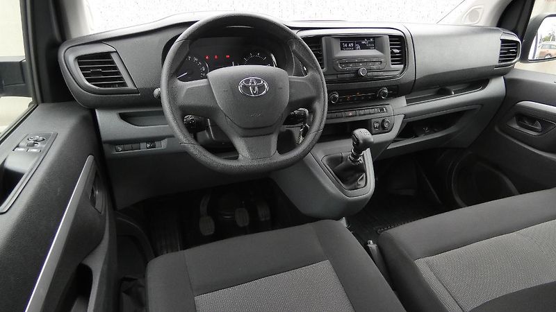 Toyota ProAce 2.0 D-4D 150k 1400kg L2 Crewca - fotka 5 z 23
