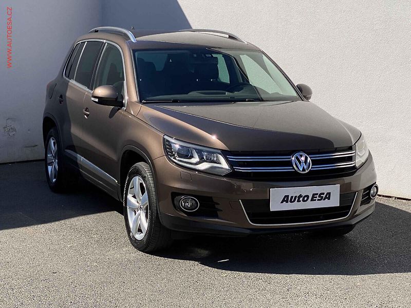 Volkswagen Tiguan (2012) 1.4 TSi, Sport, bixen, TZ, - fotografie inzerátu