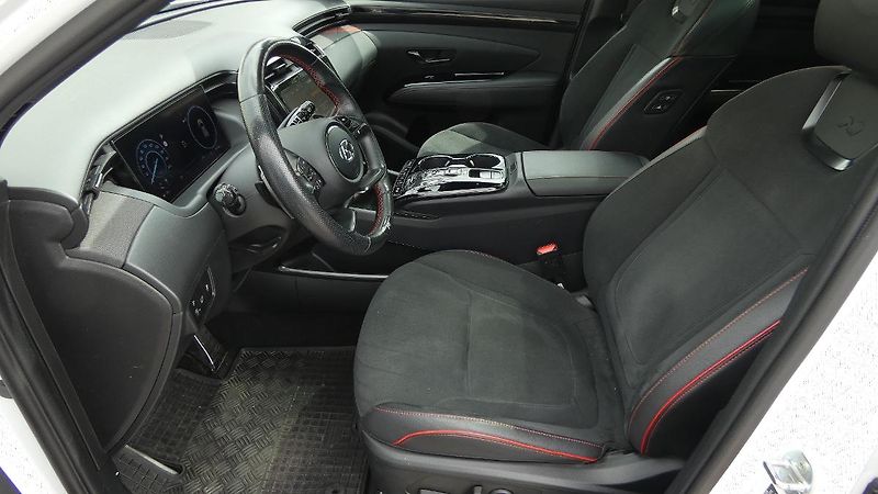 Hyundai Tucson 1.6 T-GDI mHEV 4x4 DCT N Line - fotka 19 z 27
