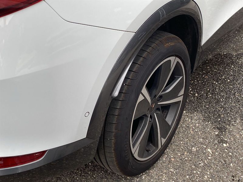 Cupra Formentor (2023) 1.5 TSI DSG - fotka 32 z 39