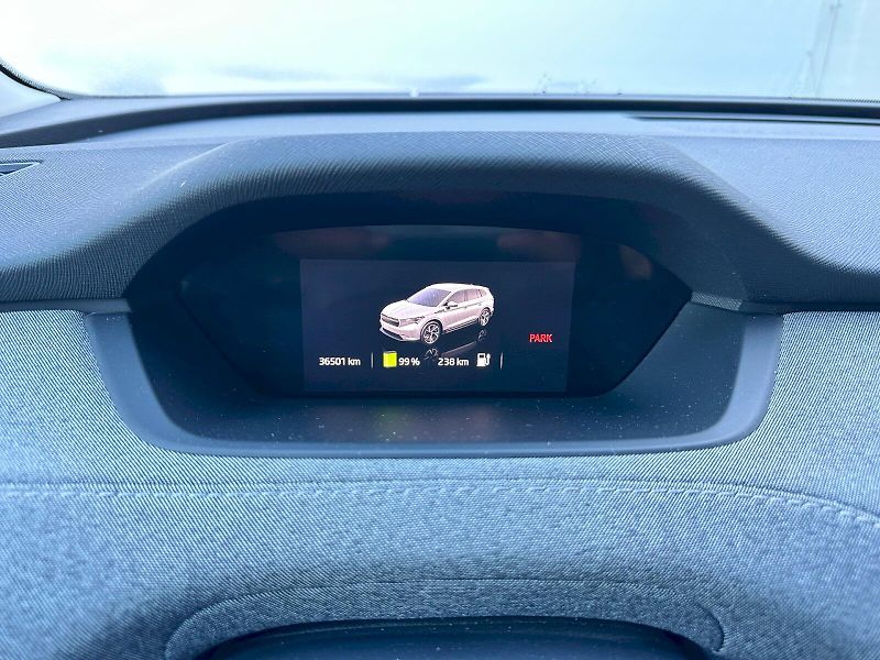 Škoda Enyaq (2023) 55 kWh Studio - fotka 12 z 22