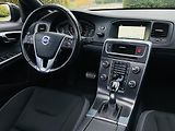 Volvo V60 2.0D 5VÁLEC AUT SERVISKA TAŽNÉ - náhled 24