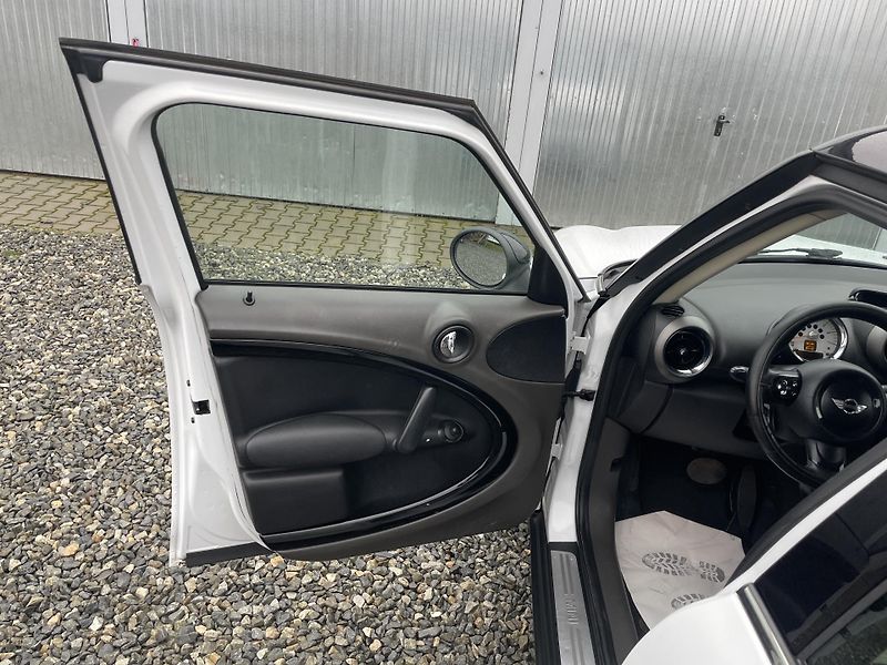 Mini Countryman 2.0SD 110PS COOPER D AUTOMAT!! - fotka 172 z 192