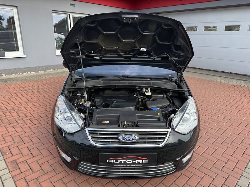 Ford Galaxy (2013) 2.0TDCi Xenony Navi Pano - fotka 34 z 50
