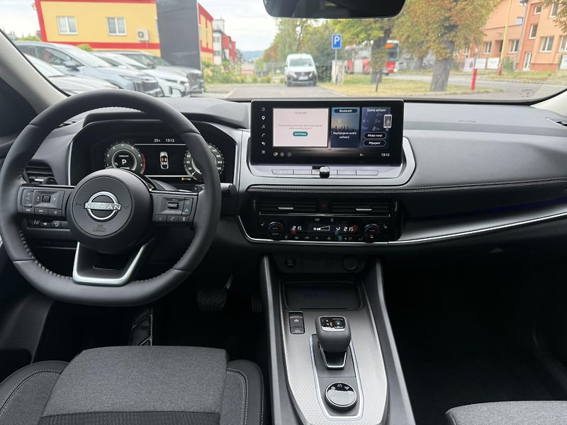 Nissan Qashqai (2026) 1.3 DIG-T 4WD N-CONNECTA + CP - fotka 10 z 25