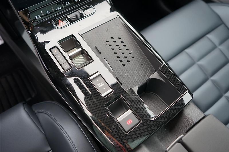 Citroën C5 Aircross (2026) 1,2 Hybrid 145k Automatic MAX - fotka 17 z 29