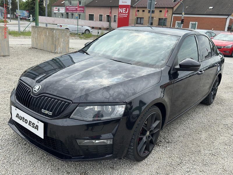 Škoda Octavia (2016) 2.0TDi, ČR, DSG, bixen - fotka 3 z 19