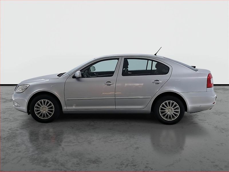Škoda Octavia (2011) 1.4 TSI, Tempomat - fotka 3 z 15