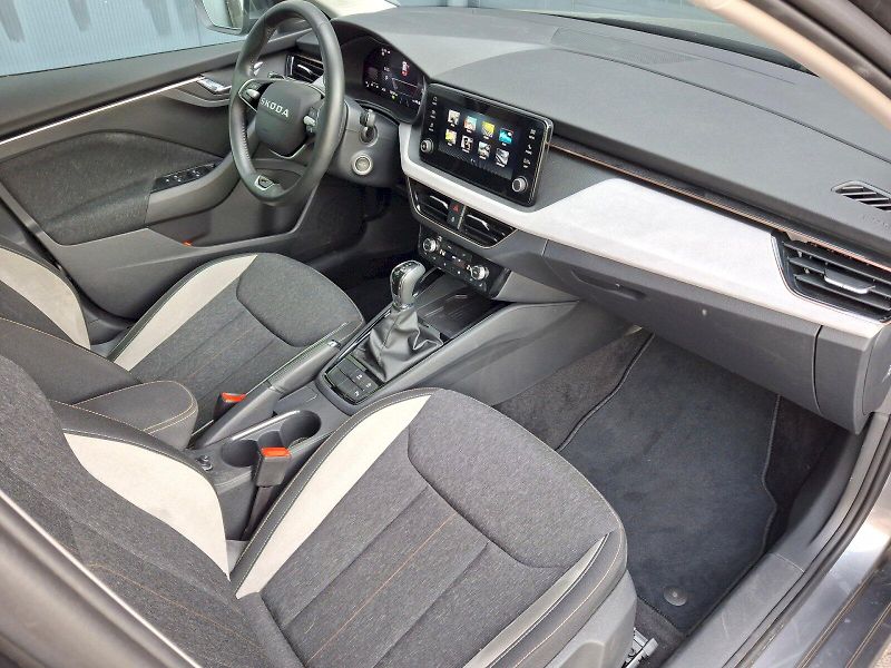 Škoda Scala (2025) Top Selection DSG 1,0TSi 85kW - fotka 13 z 33