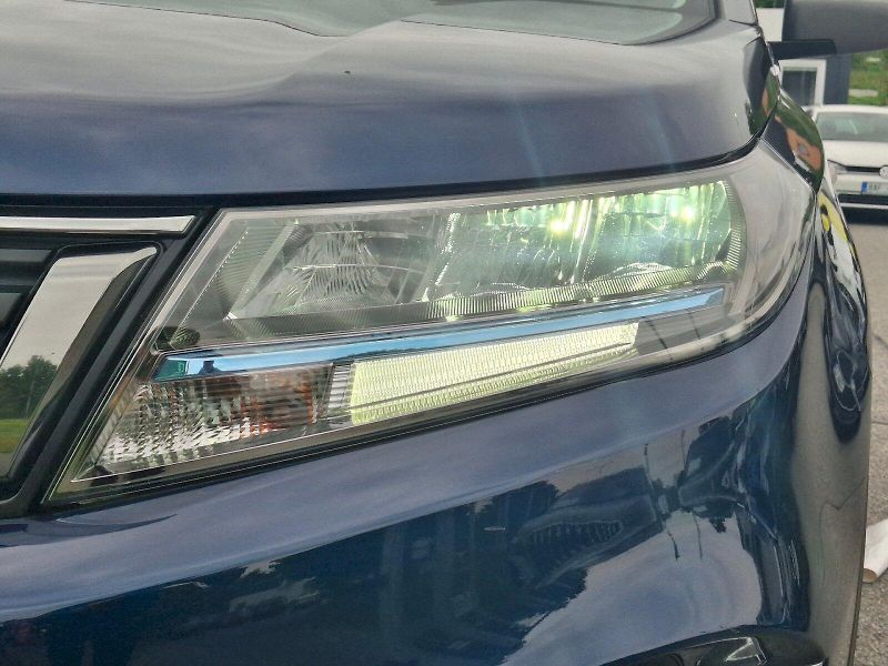 Suzuki Vitara (2024) Premium Hybrid Automat - fotka 34 z 35