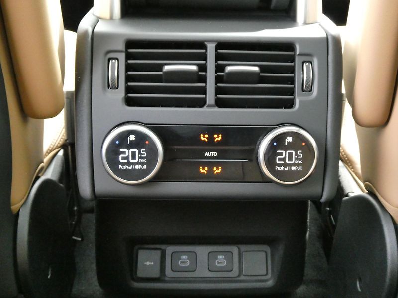 Land Rover Discovery (2026) 5 3,0  Dynamic HSE D350 - fotka 19 z 44