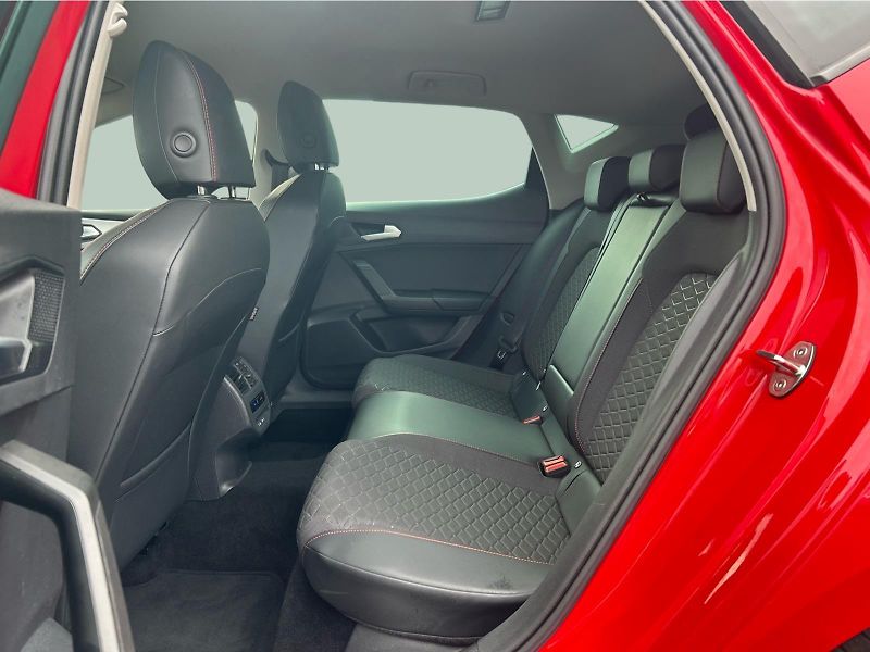 Seat Leon 2.0TDI 110kW FR - fotka 12 z 30