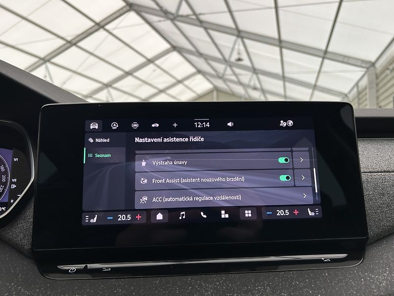 Škoda Octavia 2.0 TDI Top selection - fotka 13 z 32
