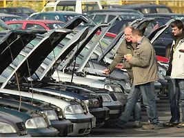 Autobazar - ilustrační foto