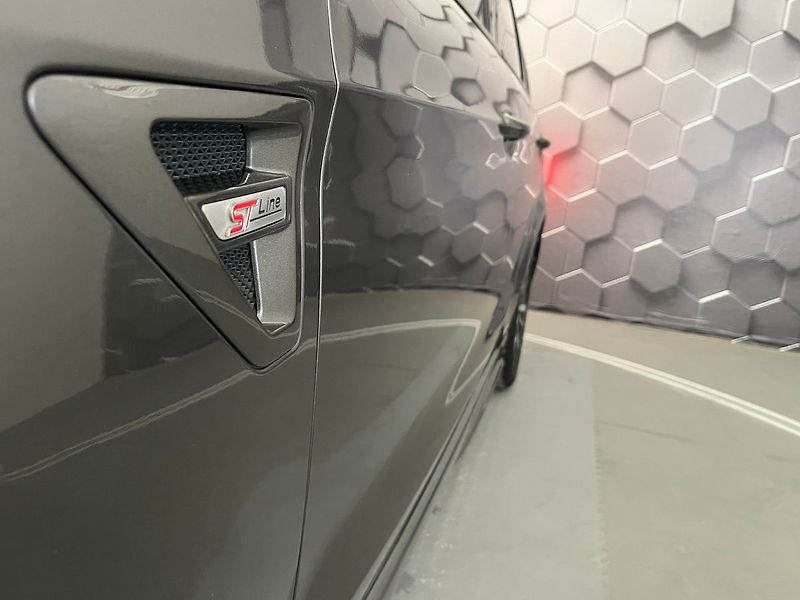 Ford S-MAX 2.5 HEV ST-Line REZERVACE - fotka 47 z 70