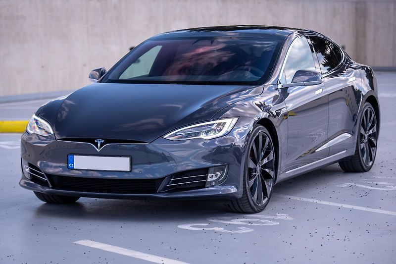 Tesla Model S (2017) 90D, nabíjení zdarma, FSD - fotka 4 z 37
