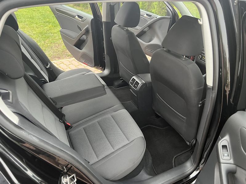 Volkswagen Golf 1.2TSI 77KW,ALU,DIGIKLIMA,ESP - fotka 17 z 41