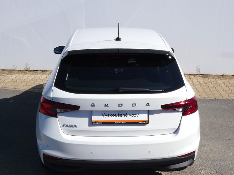 Škoda Fabia IV AmbitionPlus 1.0 TSI /70kW - fotka 12 z 29