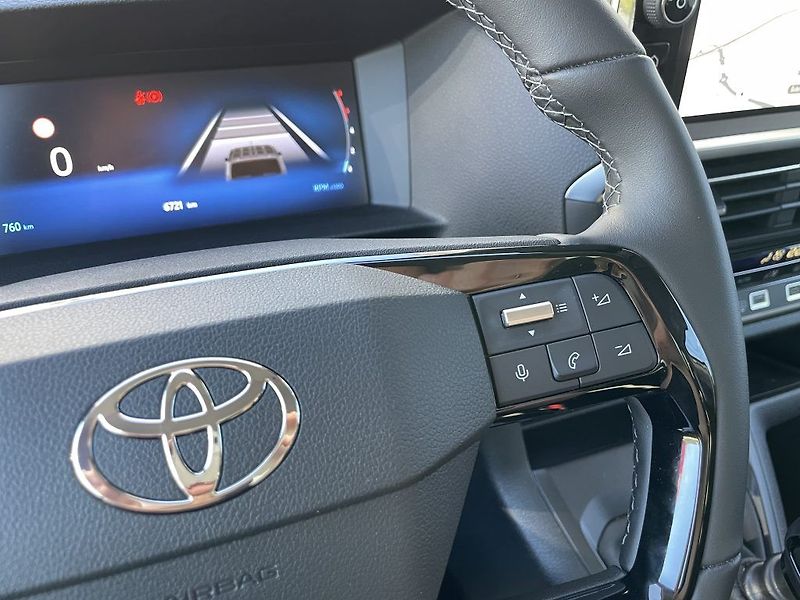 Toyota ProAce Verso Executive Skyview kůže - fotka 16 z 28