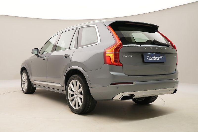 Volvo XC90 D5 AWD INSCRIPTION REZERVACE - fotka 10 z 54