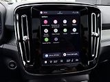 Volvo XC40 B4 FWD // ULTRA // REZERVACE - náhled 27