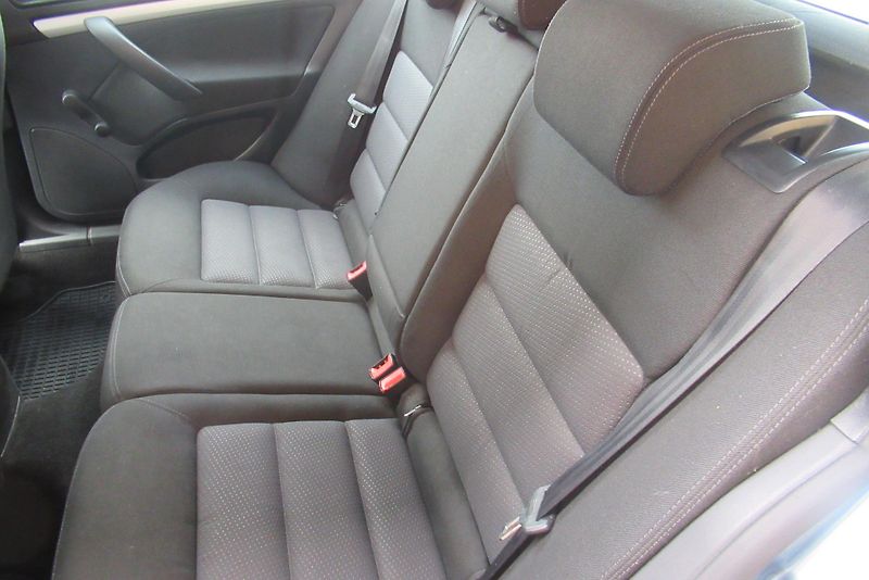 Škoda Octavia 1.9 TDI 4x4 TAŽNÉ  - fotka 16 z 19