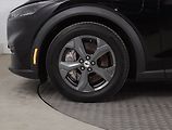 Ford Mustang Mach-E (2021) Extended Range RWD, SoH 93% - náhled 14