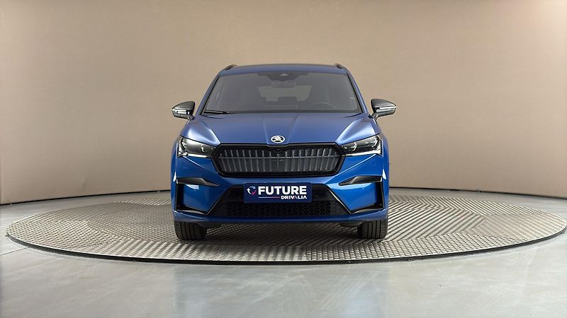 Škoda Enyaq 82 kWh AUT 80x Sportline - fotka 3 z 33