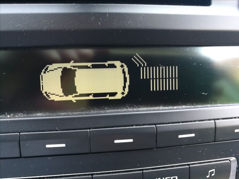 Škoda Octavia 1,6 TDI Ambiente - fotka 8 z 18