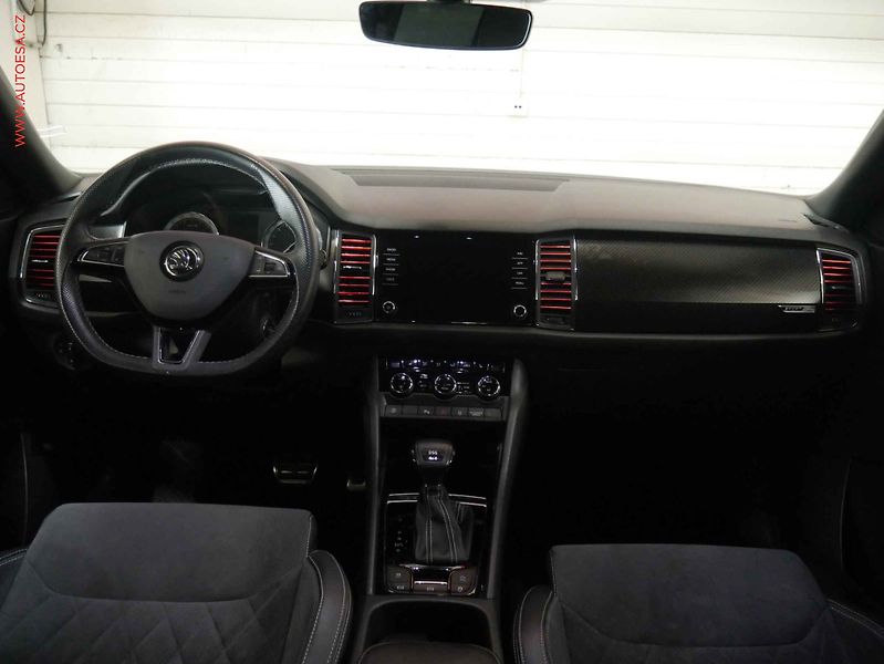 Škoda Kodiaq (2019) 2.0 TDI 4x4, ČR, SportLine - fotka 8 z 24