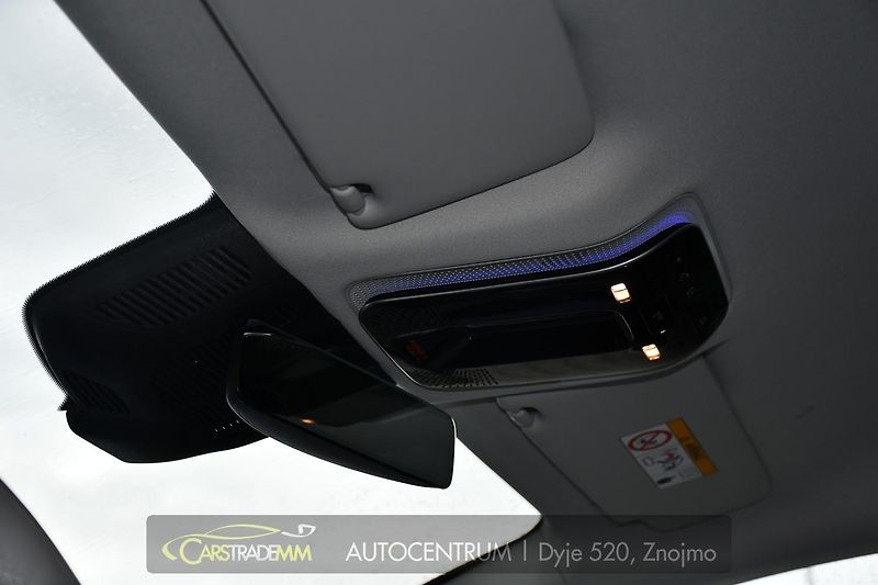 Mercedes-Benz EQE 350 4MATIC - fotka 46 z 56
