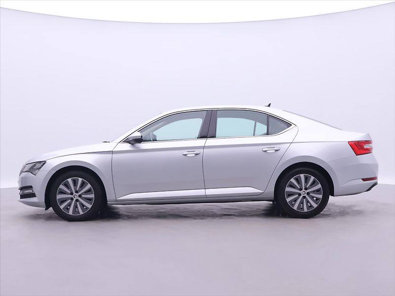 Škoda Superb 2,0 TDI DSG CZ Style 1.Maj DPH - fotka 4 z 30