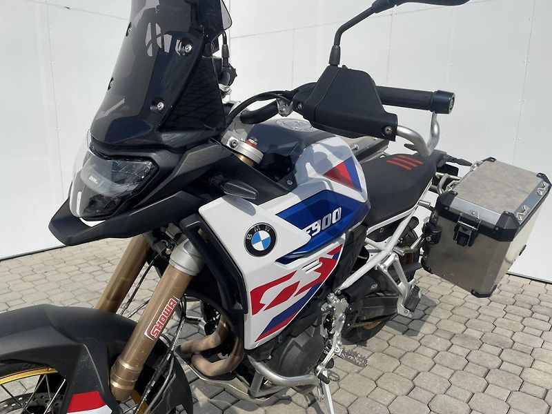 BMW (2025) F 900 GS - fotka 9 z 12
