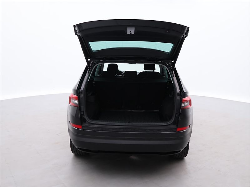 Škoda Kodiaq 2,0 TDI 140kW Style Navi - fotka 9 z 33