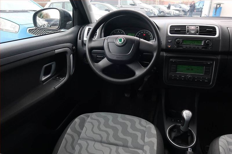 Škoda Fabia (2009) Elegance 1.6 16V, po STK - fotka 7 z 14